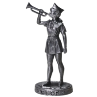 Статуэтка Пионерка с горном