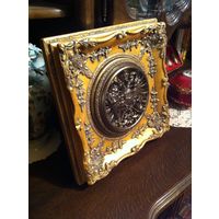 - Барельеф ГЕРБ АВСТРО-ВЕНГРИИ 30х30х4 см. из серии реплики мировых шедевров