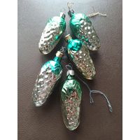 Ёлочные игрушки "ШИШКИ" (СССР).  Цена за все.