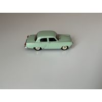 Автолегенда ГАЗ-21И (Волга).