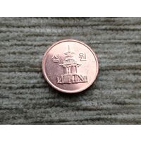 Werty71 Южная Корея 10 вон 2011 Пагода в храме Пул Гук Красная