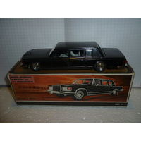 Модель авто ЗИЛ 115. 1:43. MADE IN USSR.Родная коробка