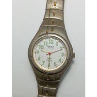 Кварцевые часы OMAX .  С рубля