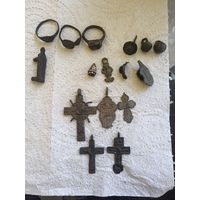 Крестики, кольца , пуговицы и др