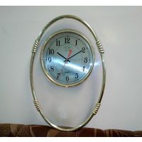 Часы настенные (овальные)-рабочие.