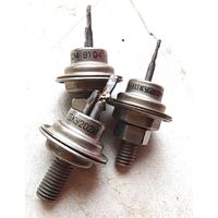 КУ202М. 10А, 400В. Тиристор незапираемый КУ202