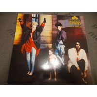 THOMPSON TWINS  " HERE'S TO FUTURE DAYS" 1985 LP USA ARISTA AL8-8276 NM/NM