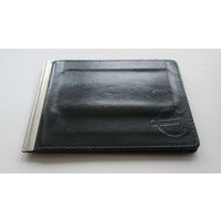 Бумажник,натуральная лаковая кожа,С зажимом.