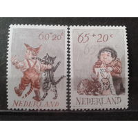 Нидерланды 1982 Дети и животные**