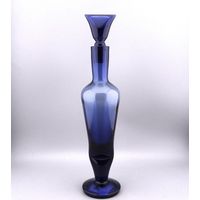 Графин (штоф) из кобальтового стекла