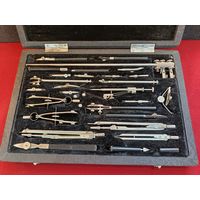 С рубля  без мц. готовальня москва. 35х24х5см. коробка 4.75р.