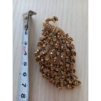 Брошь павлин