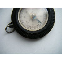 Компас в виде колеса. Франция.