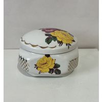 Фарфоровая шкатулка (ЗОЛОТАЯ СЕТКА) ДФЗ