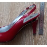 Туфли женские-срасные-б.у.-летние