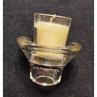 Подсвешник стекло и свеча