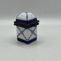 Шкатулка-таблетница. Италия. Арт 3253