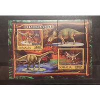 Сомали. 2016 год. Фауна. Динозавры. Блок (2 марки) (150)