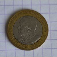 Кения 10 шиллингов, 2005 (1-3-35)