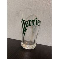 Коллекционный стакан для воды или коктейлей бренда Perrier