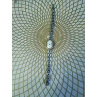 Часы наручные Луч с браслетом.Состояние на скане. В коллекцию,ремонт,на запчасти.