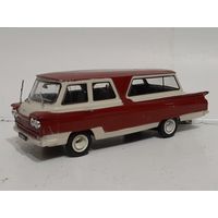 Старт (бело-бордовый). 1/43.