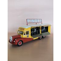 Pinder Circus Bernhard электрогенератор. От Direkt Collections. масштаб 1:43