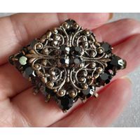 Винтажная брошь