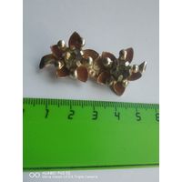 Брошь времен СССР  в очень хорошем состоянии самая привлекательная цена трёхдневный аукцион