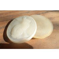 Крышки СССР на майонезные банки.