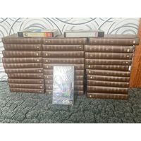 Видеокасеты  30шт из личного оброщения одним лотом с фильмами и обложки под книгу