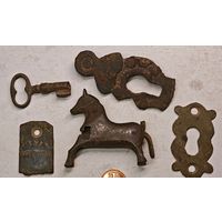 Старинный замочек Ивана лошадка