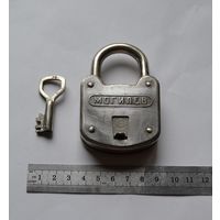 Замок навесной. Один ключ. Могилев. СССР.