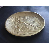 Блюдце.Чеканка,латунь.12 см.