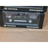 Toyota Hilux Pick-up 2007 .1:43 Minichamps