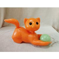 Игрушка каталка Котик, пластик. СССР