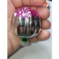 Ёлочная игрушка -  БУТОН  . КРЕМЛЕВСКАЯ ИГРУШКА , ТОЛСТОЕ СТЕКЛО , СССР . С рубля