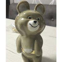Фигурка из фарфора Мишка Олимпийский, СССР!