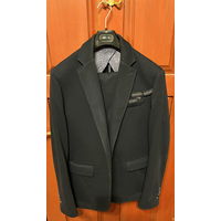 Костюм 56 размера от IVAN AIPLATOV LIMITED EDITION, старт с 10 рублей, без МЦ